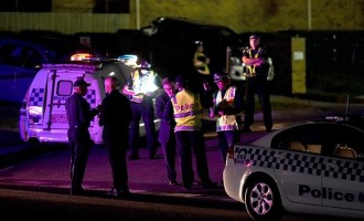 Νεαρός μουσουλμάνος μαχαίρωσε δύο αστυνομικούς στην Αυστραλία