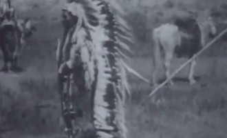 Σπάνιο βίντεο με τους Ινδιάνους της… “Άγριας Δύσης” στα τέλη του 1800