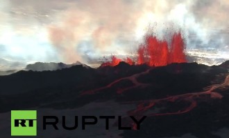 Εικόνες αποκάλυψης από την έκρηξη ηφαιστείου στην Ισλανδία (βίντεο)