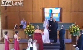Εισβολέας διακόπτει τον… γάμο (βίντεο)