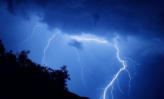Έκτακτο δελτίο καιρού: Βροχές, καταιγίδες και… χαλάζι