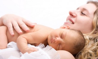 Επίδομα μητρότητας και σε ελεύθερους επαγγελματίες