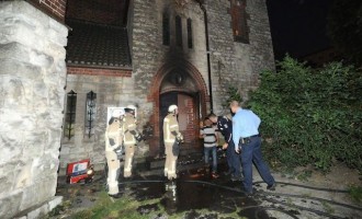 Ισλαμιστές έκαψαν Κοπτική εκκλησία στο Βερολίνο