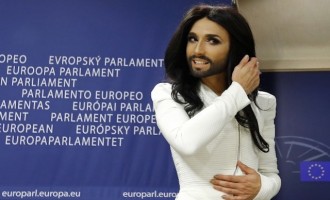 Η Κοντσίτα με ταγέρ στο Ευρωκοινοβούλιο (φωτο + βίντεο)
