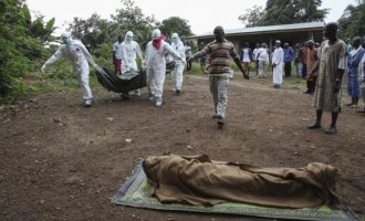 Ξεπέρασαν τους 10.000 οι νεκροί από τον ιό του Έμπολα