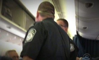 Πανικός σε πτήση – Επιβάτης παρουσίαζε συμπτώματα Έμπολα (βίντεο)