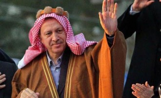 Έξαλλος πάλι ο Ερντογάν – Πώς οι ΗΠΑ πάνε να τον βγάλουν τρομοκράτη!