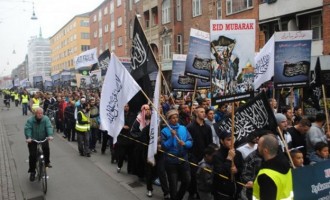 Υποστηρικτές του Ισλαμικού Κράτους διαδηλώνουν στη… Δανία (φωτο)