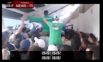 Το Ισλαμικό Κράτος αποθεώνεται από φίλαθλους στο Μαρόκο (βίντεο)
