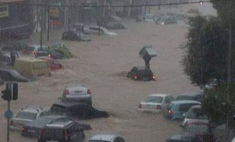 Εικόνες αποκάλυψης από την πλημμύρα στην Αθήνα (βίντεο)