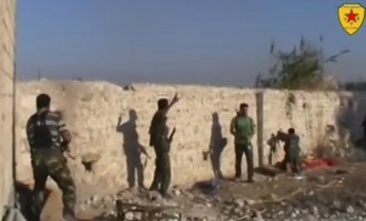Συγκλονιστικά βίντεο: Κούρδοι πολεμάνε με το Ισλαμικό Κράτος