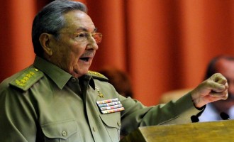 Κούβα: Ο Ραούλ Κάστρο απευθύνει έκκληση για την αντιμετώπιση του Έμπολα