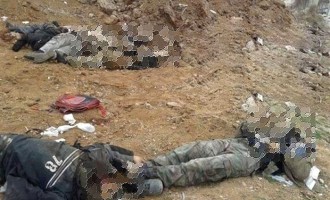 Σκληρές εικόνες: Κούρδοι μαχητές σκότωσαν 20 τζιχαντιστές (βίντεο)