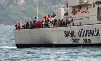 Βόσπορος: 10 νεκροί από βύθιση πλοιαρίου