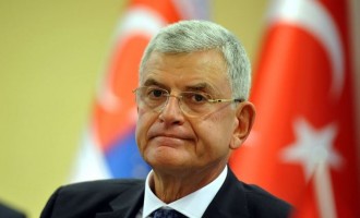 Τούρκος υπουργός απειλεί ότι θα “στείλει πακέτο” το Ισραήλ