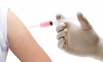 Κυρώσεις για γιατρούς που στηρίζουν το αντιεμβολιαστικό κίνημα