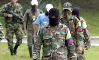 Μετά από 52 χρόνια έληξε το αντάρτικο στην Κολομβία – Οι FARC νόμιμο πολιτικό κόμμα