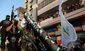Η Χαμάς προετοιμάζεται για πόλεμο και δοκιμάζει νέες ρουκέτες