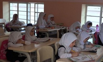 Ισλαμικό Κράτος: Δείτε τις τάξεις του σχολείου στο… χαλιφάτο (φωτο)