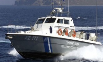 Φορτηγο πλοίο με μετανάστες ακυβέρνητο στα νότια της Κρήτης