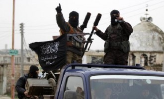 Συριακή πτέρυγα της Αλ Κάιντα κατέλαβε βάση του συριακού στρατού