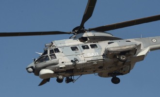 Νorman Αtlantic: Ιταλικά ελικόπτερα κάνουν αερομεταφορές επιβατών