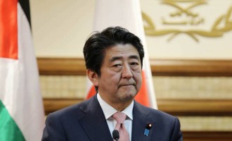 Οικονομικός συναγερμός: Νέα κρίση όπως του 2008 προβλέπει ο Ιάπωνας πρωθυπουργός