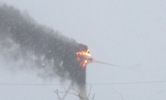 Ανεμογεννήτρια στις φλόγες στην Άνδρο (φωτογραφίες)