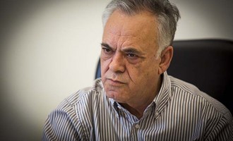 Ο Δραγασάκης έδωσε οδηγίες σε Χαρδούβελη για το Eurogroup
