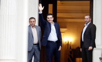 Μαξίμου: “Η Ελληνική Δημοκρατία δεν εκβιάζεται!”