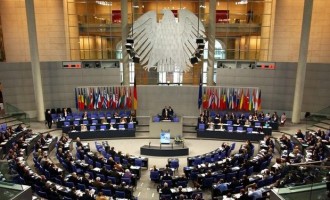 Το πρωί της Παρασκευής αποφασίσει η γερμανική Βουλή για την Ελλάδα
