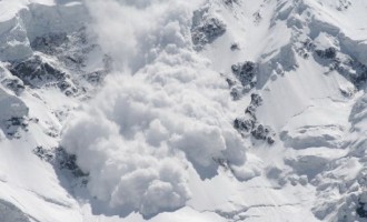 Φονική χιονοστιβάδα σκότωσε 6 σκιέρ στις ελβετικές Άλπεις