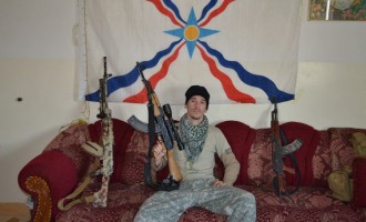 Ο Αμερικανός πεζοναύτης που πολεμά με τους Ασσύριους ενάντια στο Ισλαμικό Κράτος