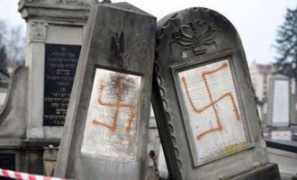 Βεβήλωσαν εκατοντάδες τάφους σε εβραϊκό νεκροταφείο στη Γαλλία