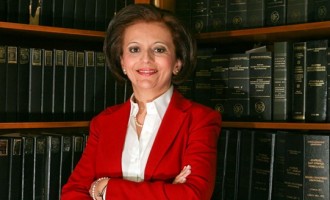 Ορκίστηκε Υπουργός Μεταφορών η Μαρίνα Χρυσοβελώνη