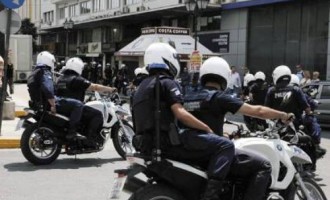 Σε αστυνομικό κλοιό το κέντρο της Αθήνας