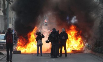 Βαγδάτη θυμίζει η Φρανκφούρτη μετά τις διαδηλώσεις κατά της λιτότητας (φωτο + βίντεο)