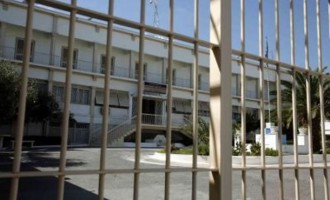 Δήμος Κορυδαλλού: Μην γίνει η δίκη της Χρυσής Αυγής στις φυλακές