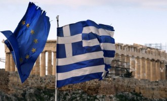 Handelsblatt: Ταχύτερη του αναμενόμενου η ανάκαμψη της Ελλάδας