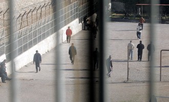 Στασίασαν οι κρατούμενοι στις φυλακές Κορυδαλλού