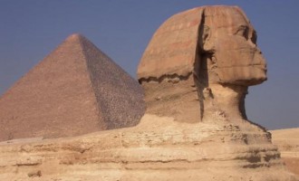 Ιμάμης καλεί τους μουσουλμάνους να καταστρέψουν Σφίγγα και Πυραμίδες