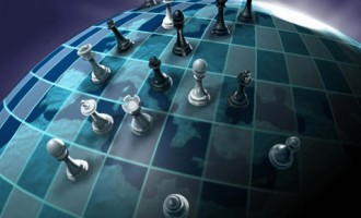 Ρουά ματ αναζητά ο Τσίπρας στη παγκόσμια σκακιέρα ΗΠΑ – Βερολίνου