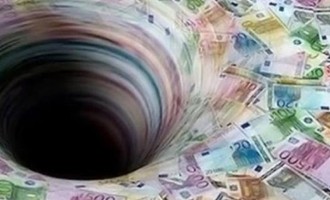 Spiegel: Τρύπα 20 δισ. ευρώ στον προϋπολογισμό της Ελλάδας