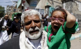 Άγρια νύχτα στην Υεμένη – Βομβαρδισμοί και μάχες στις πόλεις (βίντεο)