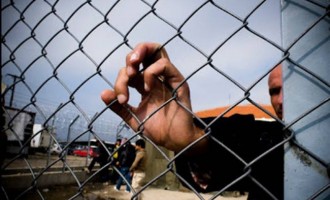 Ελεύθεροι από τα κέντρα κράτησης οι παράνομοι μετανάστες