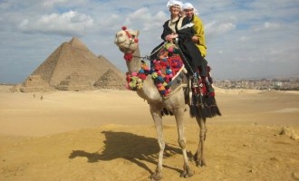 Μουφτής: Η γυναίκα να το “κάνει” με τον άνδρα της ακόμα και πάνω σε καμήλα