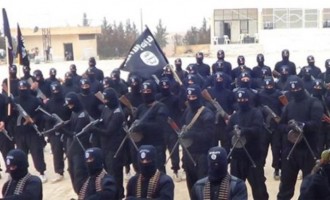 Το Ισλαμικό Κράτος συνέλαβε 141 τζιχαντιστές του επειδή είχαν κινητά τηλέφωνα