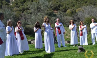 Οι Έλληνες Εθνικοί εορτάζουν την Ημέρα του Ηλίου στην Πάρνηθα
