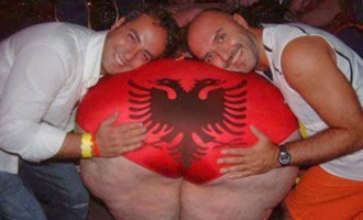 Χρήσιμοι ηλίθιοι της Τουρκίας οι οπαδοί της Μεγάλης Αλβανίας
