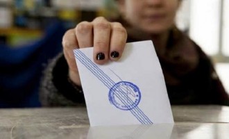 Δημοσκόπηση ανατροπή: Μόλις 2,5% προηγείται η ΝΔ του ΣΥΡΙΖΑ